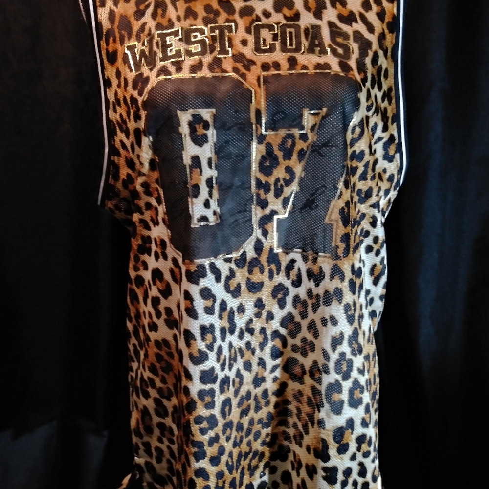 Fun leopard print jersey